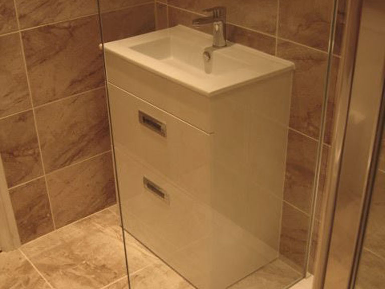 En-suite bathroom build in Rugby Warwickshire